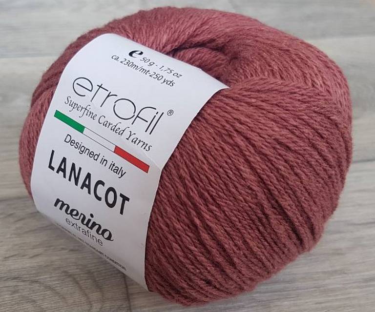 Состав пряжи: 55 % шерсть мериноса, 45 % хлопок. Etrofil Baby Cashmere изделия. Ланетта.